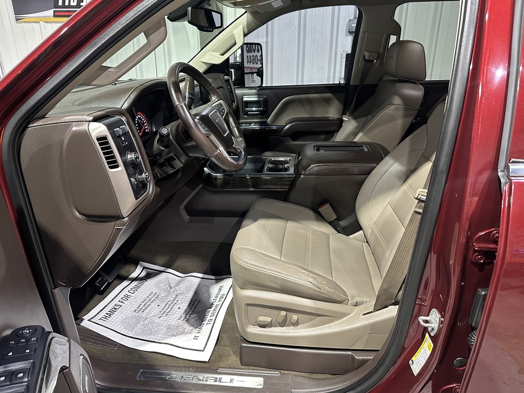 GMC Sierra 2500HD 4WD Crew Cab 153.7" Denali 2016