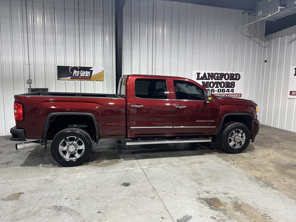 GMC Sierra 2500HD 4WD Crew Cab 153.7" Denali 2016