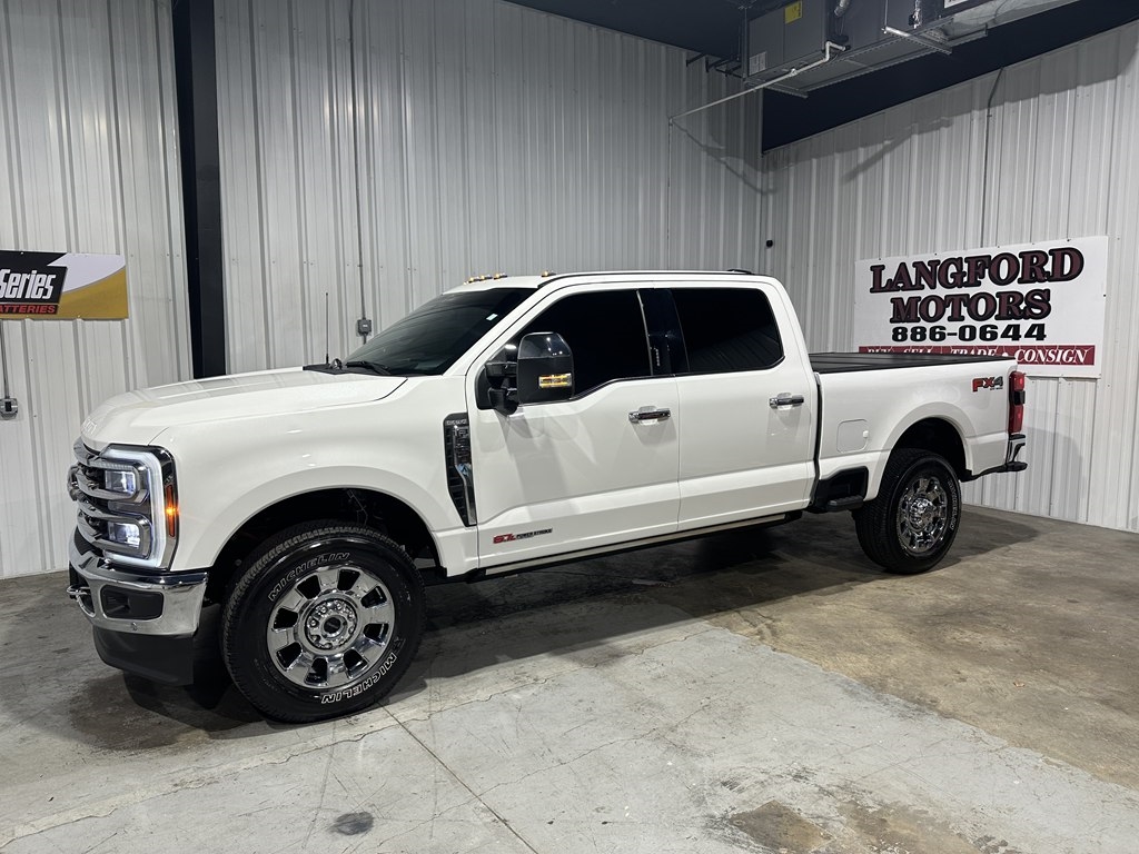 Ford Super Duty F-350 SRW King Ranch 4WD Crew Cab 6.75' Box 2024