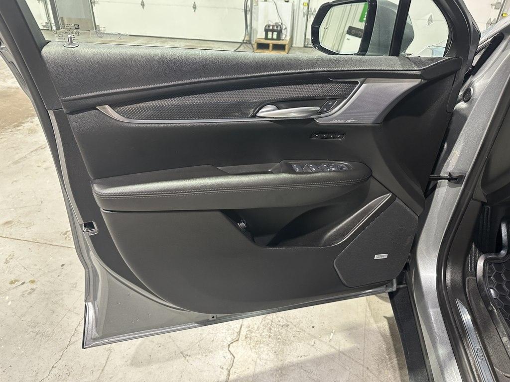 Cadillac XT5 AWD 4dr Sport 2025