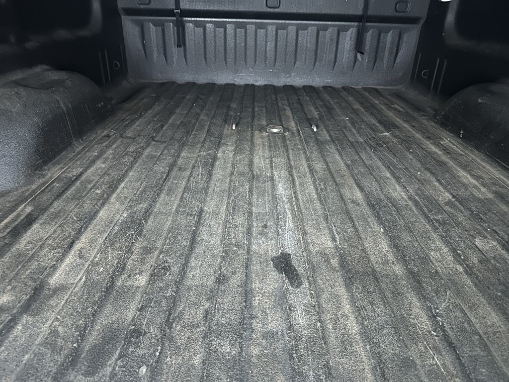 GMC Sierra 2500HD 4WD Double Cab 144.2" SLE 2015