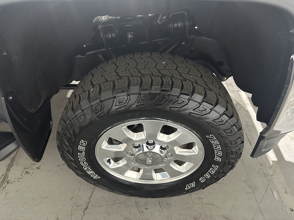 GMC Sierra 2500HD 4WD Double Cab 144.2" SLE 2015