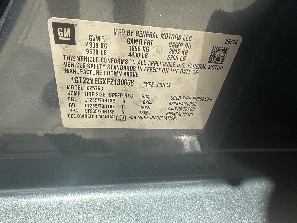 GMC Sierra 2500HD 4WD Double Cab 144.2" SLE 2015