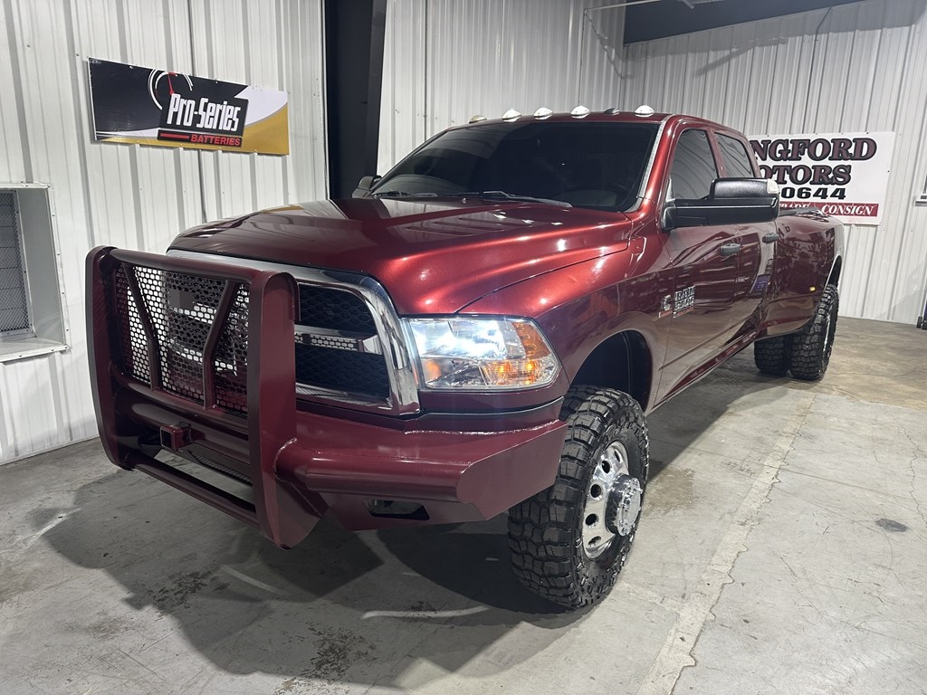 RAM 3500 Tradesman 4x4 Crew Cab 8' Box 2018