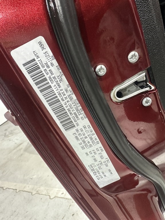 RAM 3500 Tradesman 4x4 Crew Cab 8' Box 2018