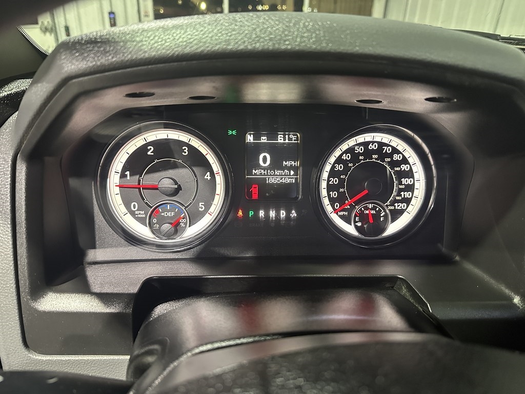 RAM 3500 Tradesman 4x4 Crew Cab 8' Box 2018