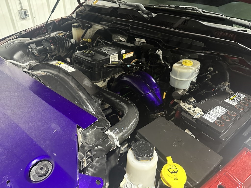 RAM 3500 Tradesman 4x4 Crew Cab 8' Box 2018