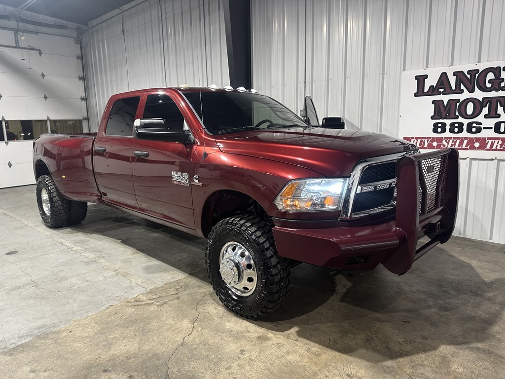 RAM 3500 Tradesman 4x4 Crew Cab 8' Box 2018