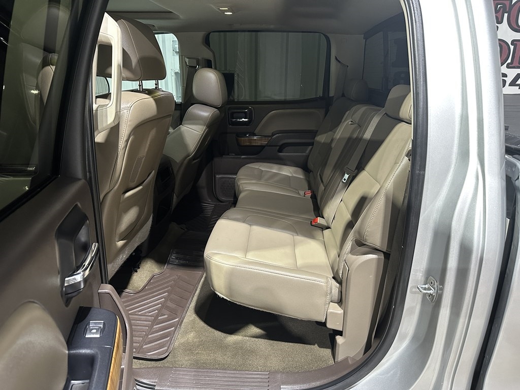 GMC Sierra 1500 4WD Crew Cab 143.5" SLT 2015