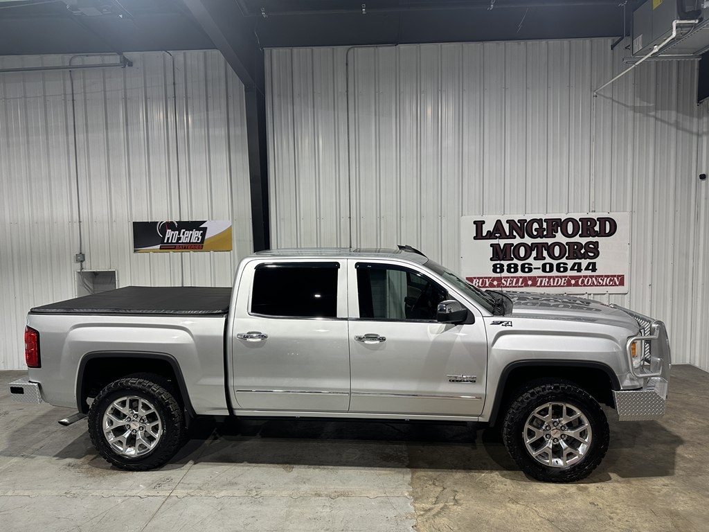 GMC Sierra 1500 4WD Crew Cab 143.5" SLT 2015