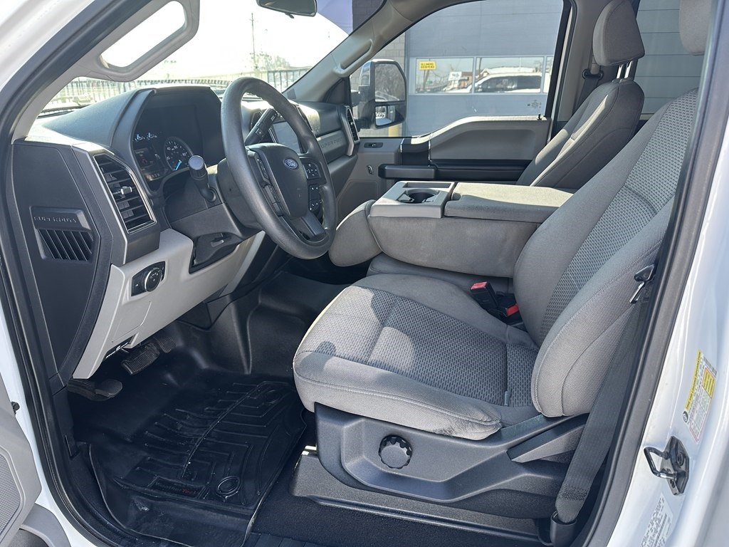 Ford Super Duty F-250 SRW XLT 4WD Crew Cab 6.75' Box 2021