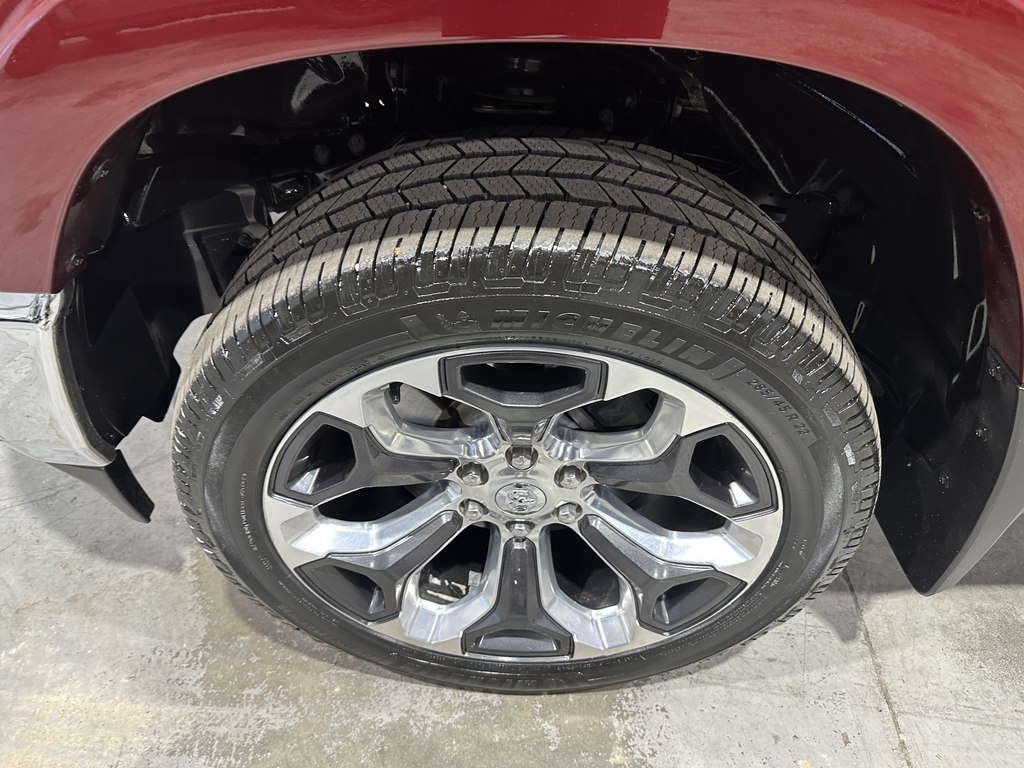 RAM 1500 Longhorn 4x4 Crew Cab 5'7" Box 2022