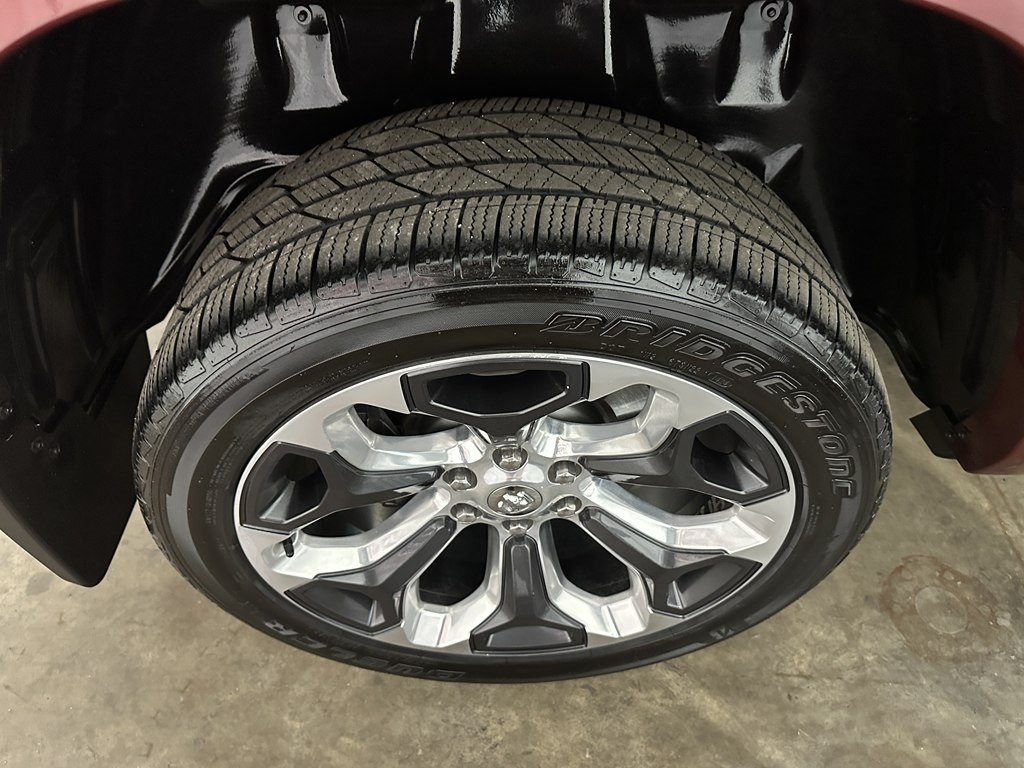 RAM 1500 Longhorn 4x4 Crew Cab 5'7" Box 2022