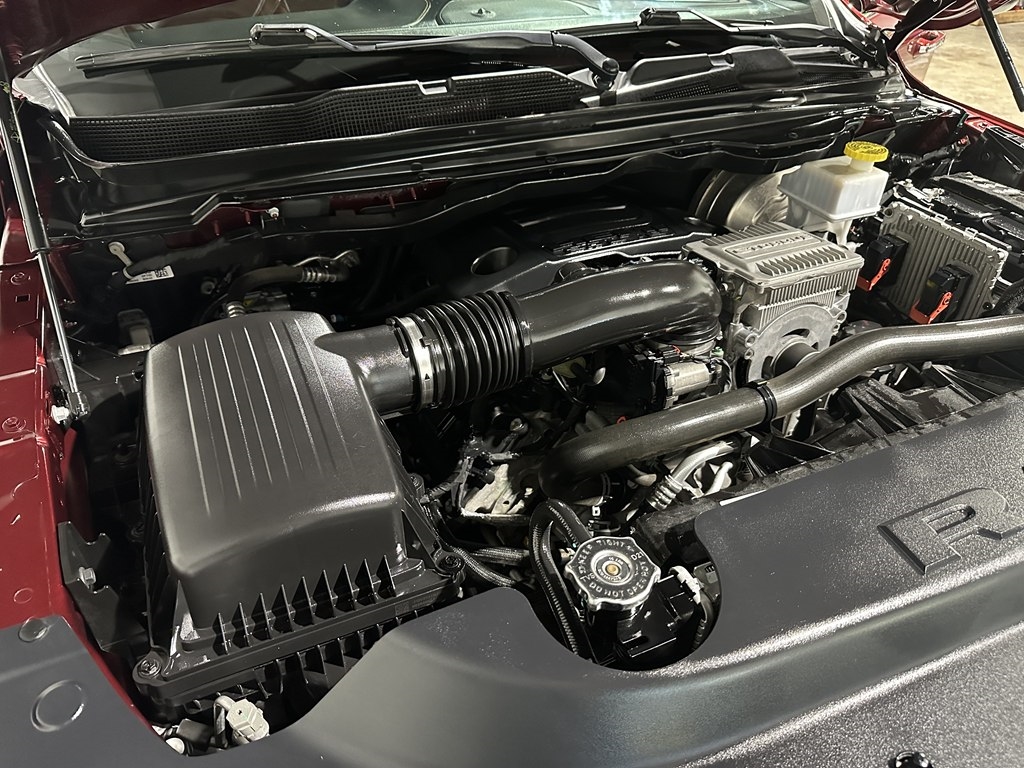 RAM 1500 Longhorn 4x4 Crew Cab 5'7" Box 2022