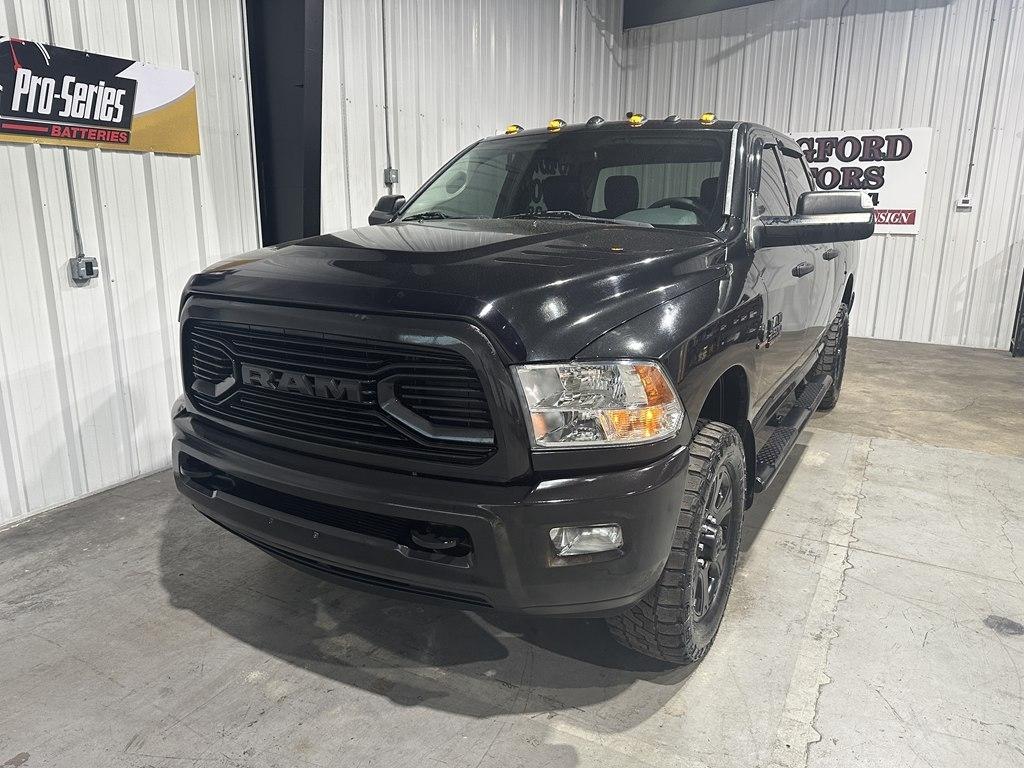 RAM 2500 Tradesman 4x2 Crew Cab 6'4" Box 2018
