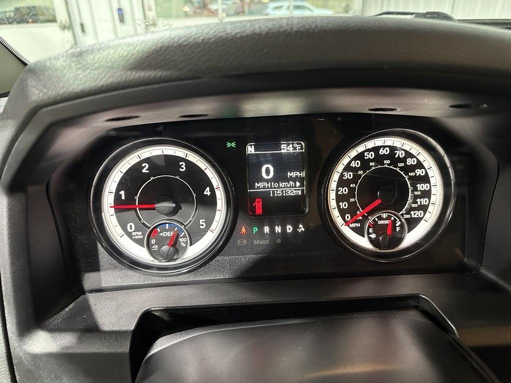 RAM 2500 Tradesman 4x4 Crew Cab 6'4" Box 2018