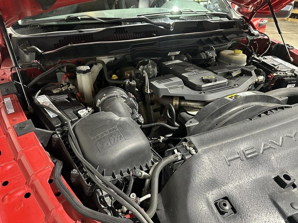 RAM 2500 Tradesman 4x4 Crew Cab 6'4" Box 2018