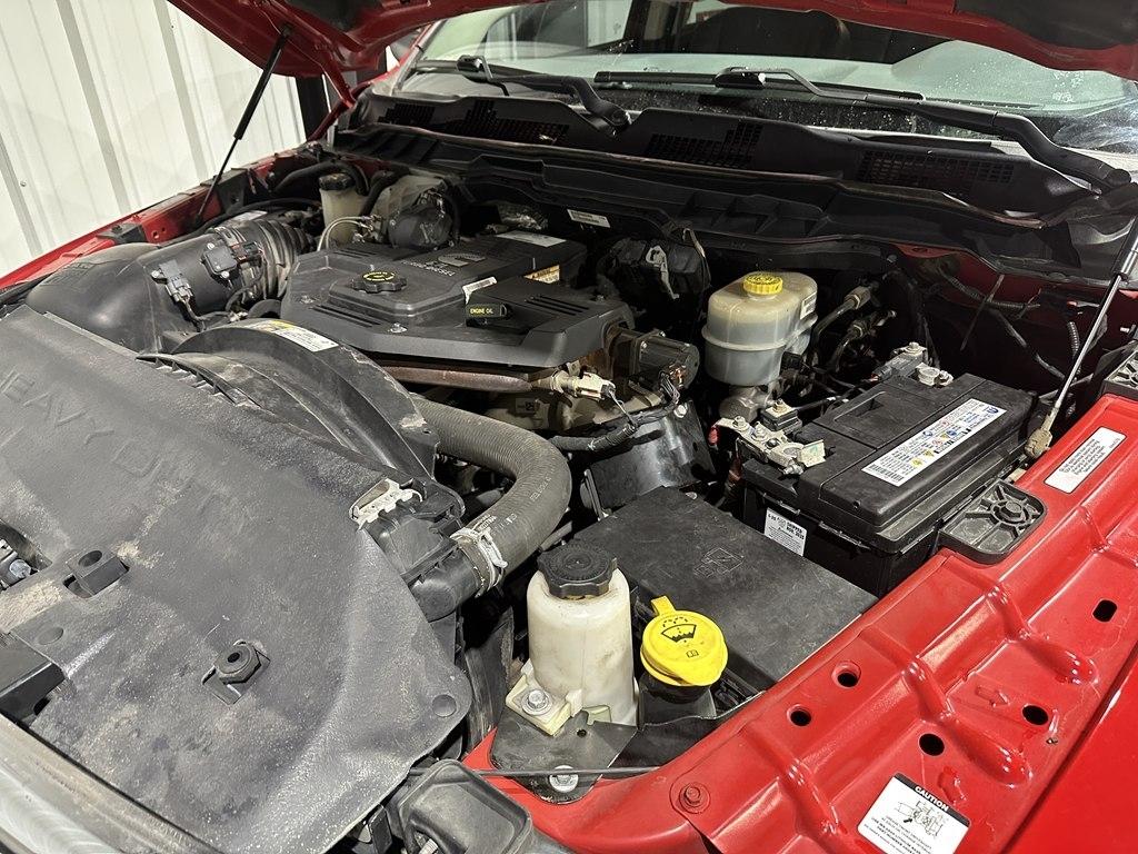 RAM 2500 Tradesman 4x4 Crew Cab 6'4" Box 2018