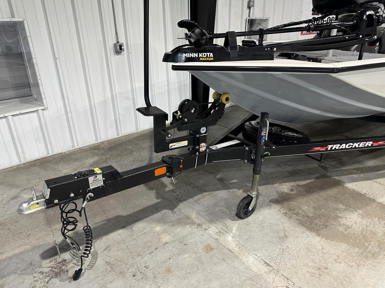 Tracker Pro Team 195 TXW  2023