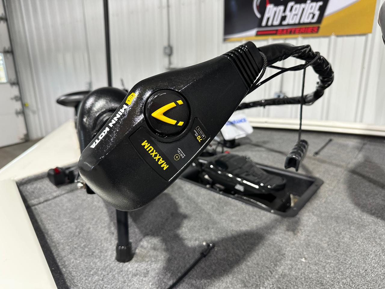 Tracker Pro Team 195 TXW  2023