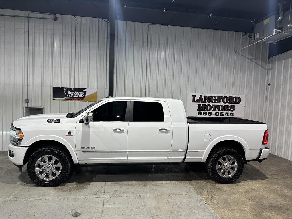2021 RAM 2500 Limited 4x4 Mega Cab 6'4" Box