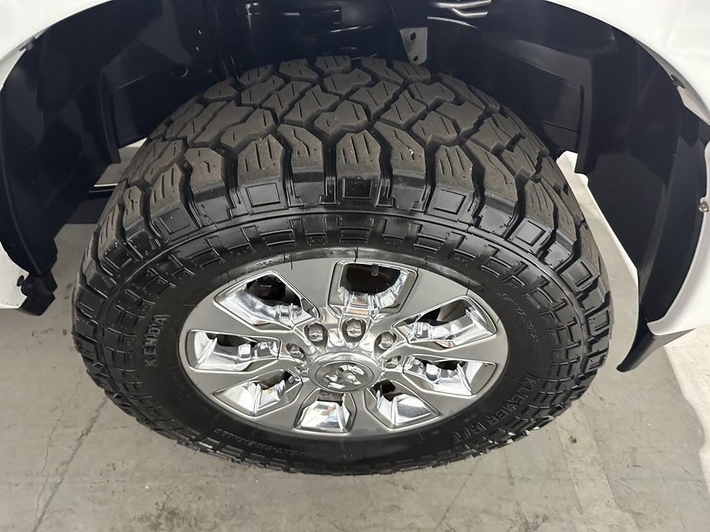 RAM 2500 Limited 4x4 Mega Cab 6'4" Box 2021