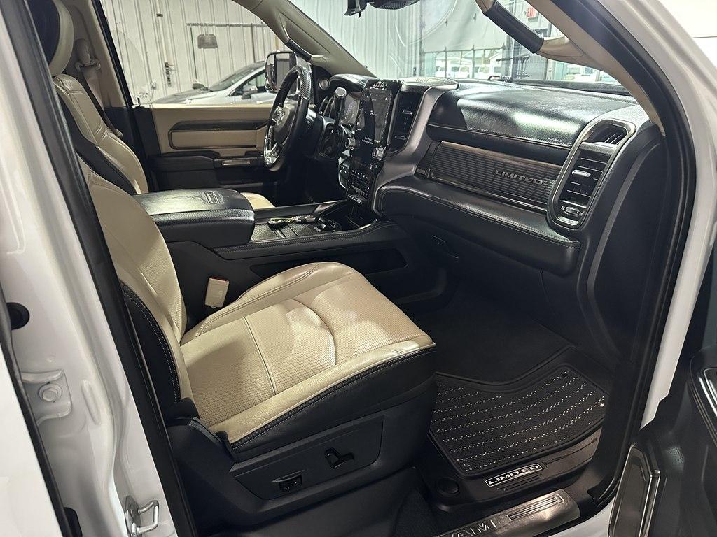 RAM 2500 Limited 4x4 Mega Cab 6'4" Box 2021