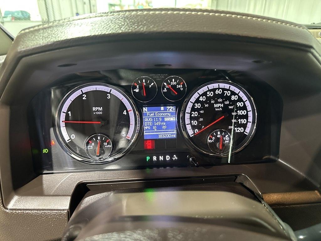 Dodge 3500 4WD Mega Cab 160.5" Laramie 2012