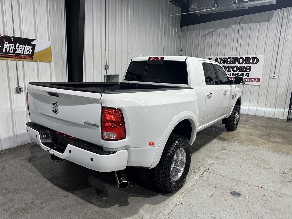 Dodge 3500 4WD Mega Cab 160.5" Laramie 2012