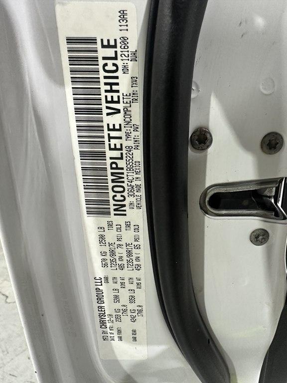 2011 RAM Ram 3500 Chassis Cab ST - Photo 14
