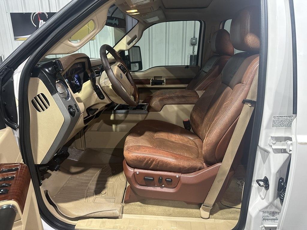 Ford Super Duty F-350 SRW King Ranch 4WD Crew Cab 6.75' Box 2011