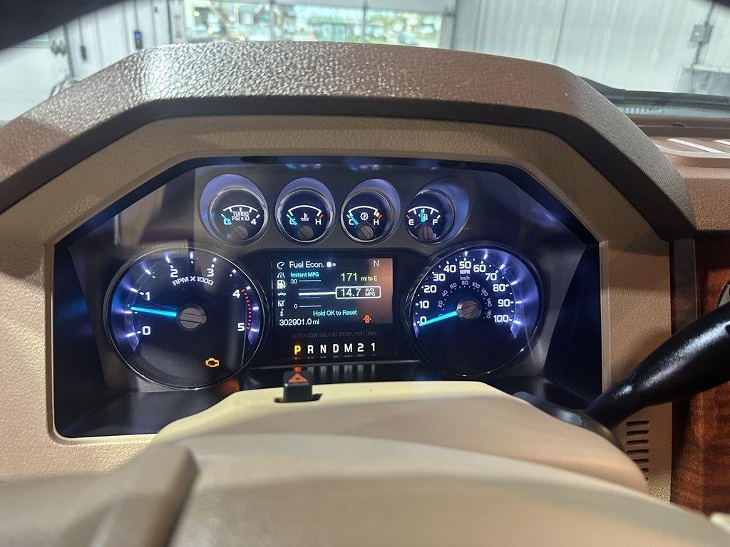 Ford Super Duty F-350 SRW King Ranch 4WD Crew Cab 6.75' Box 2011