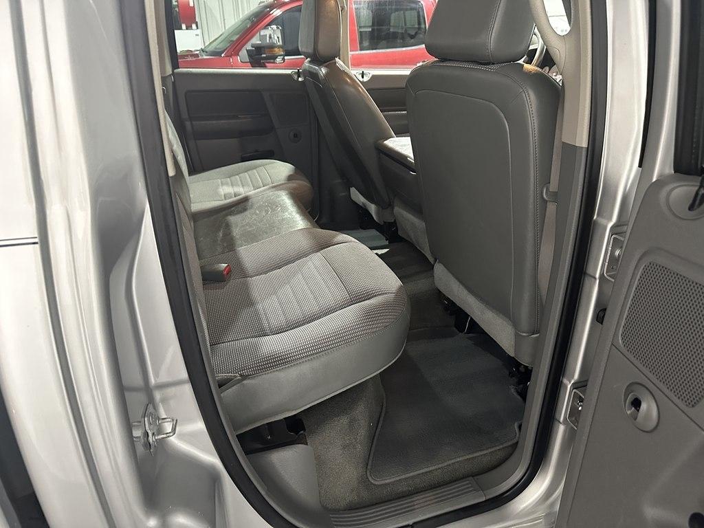 Dodge Ram 3500 4WD Quad Cab 160.5" ST 2008