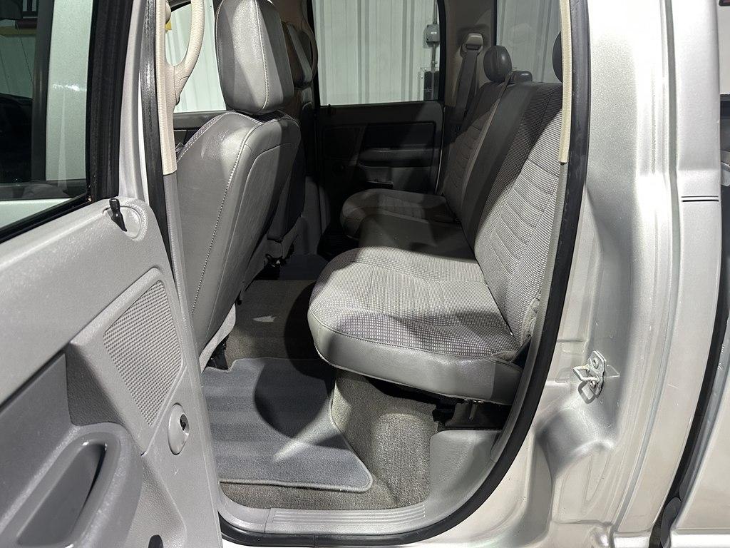 Dodge Ram 3500 4WD Quad Cab 160.5" ST 2008