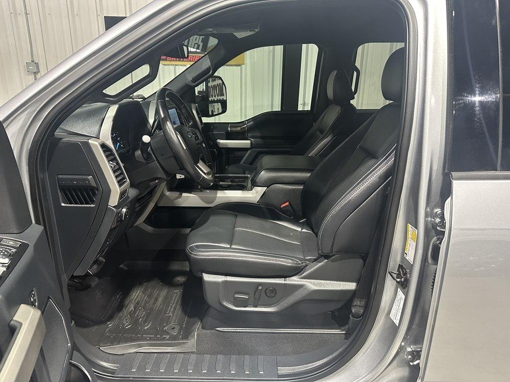 Ford Super Duty F-250 SRW Lariat 4WD Crew Cab 6.75' Box 2022