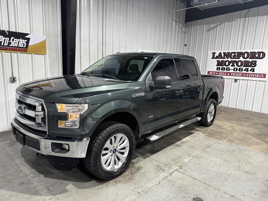 2015 Ford F-150 4WD SuperCrew 145" XLT