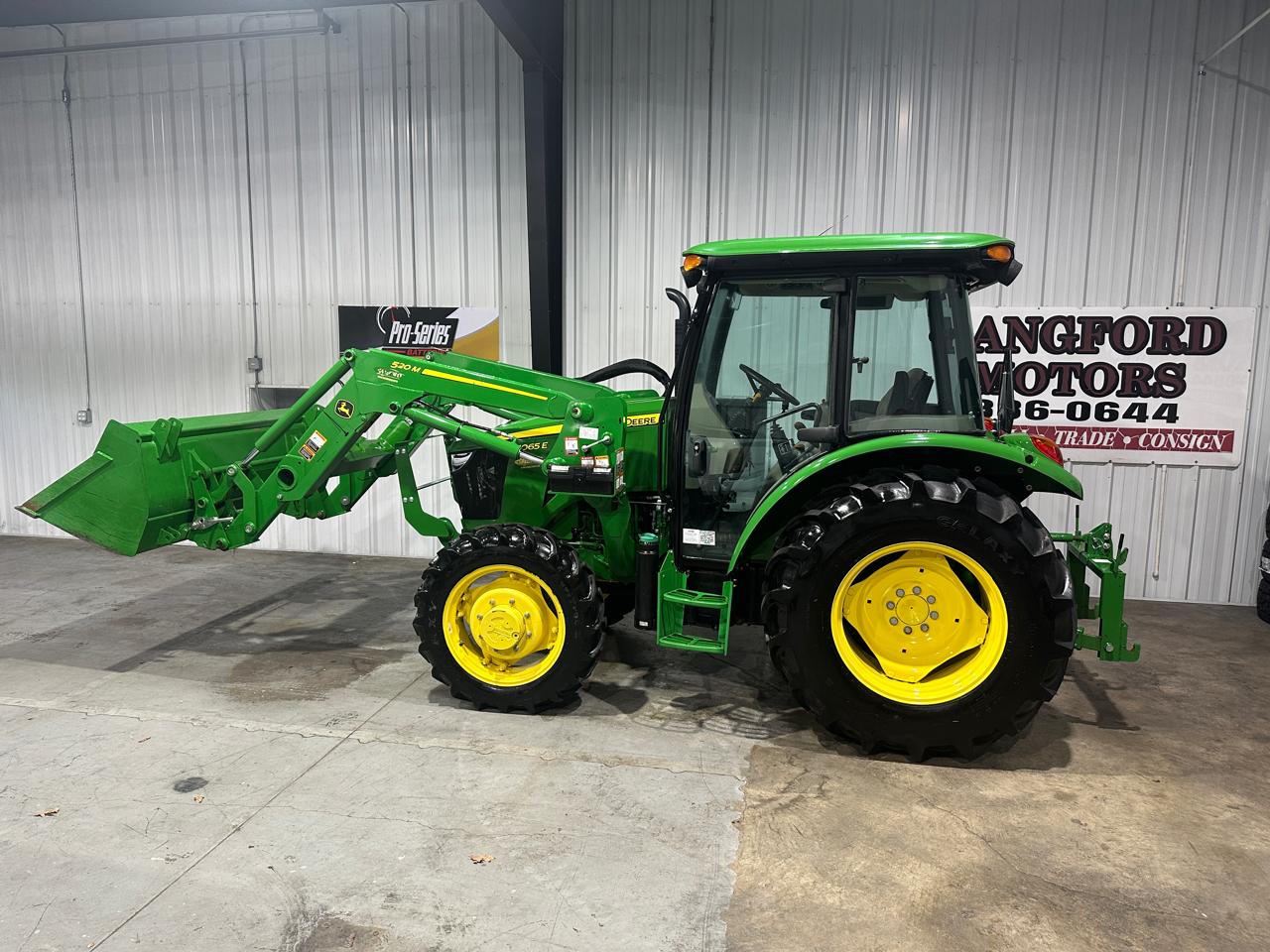 2022 John Deere 5065E 