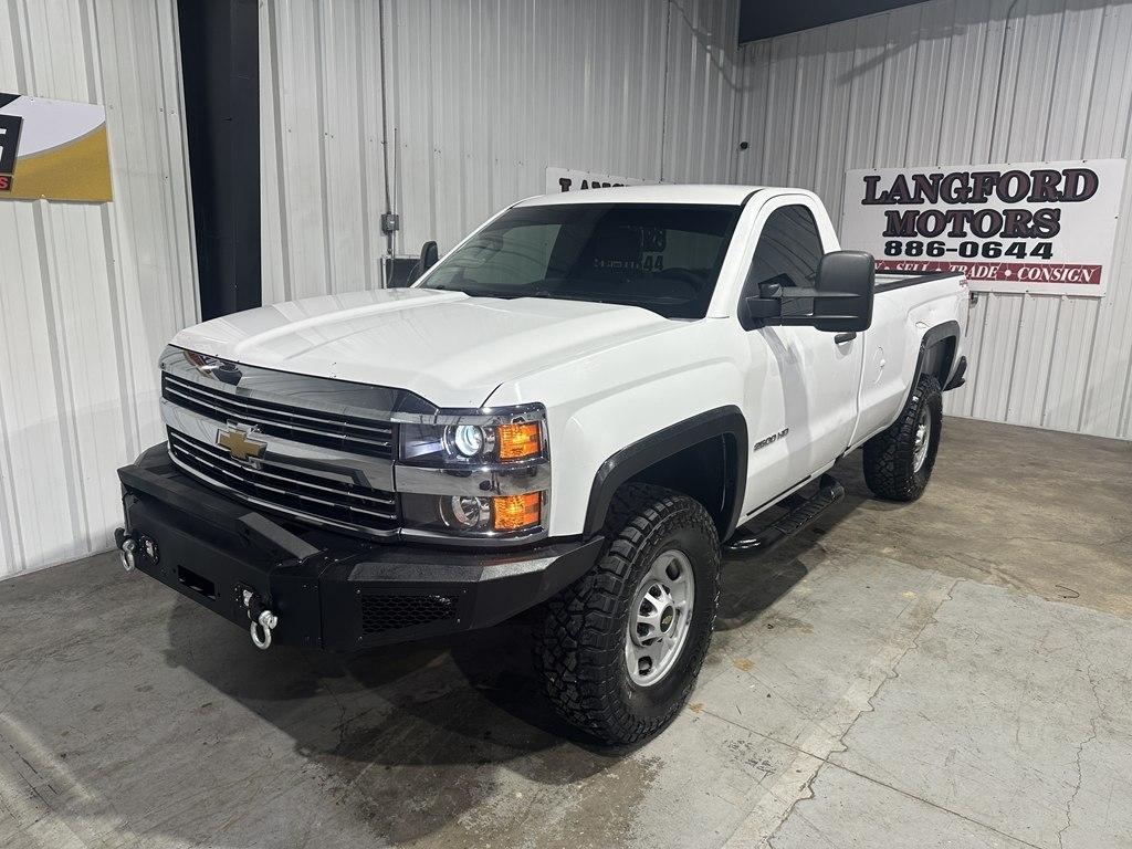 Chevrolet Silverado 2500HD Built After Aug 14 4WD Reg Cab 133.6" Work Truck 2015