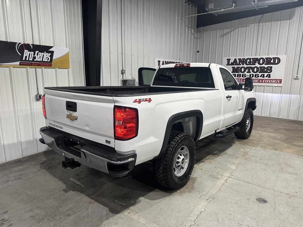 Chevrolet Silverado 2500HD Built After Aug 14 4WD Reg Cab 133.6" Work Truck 2015