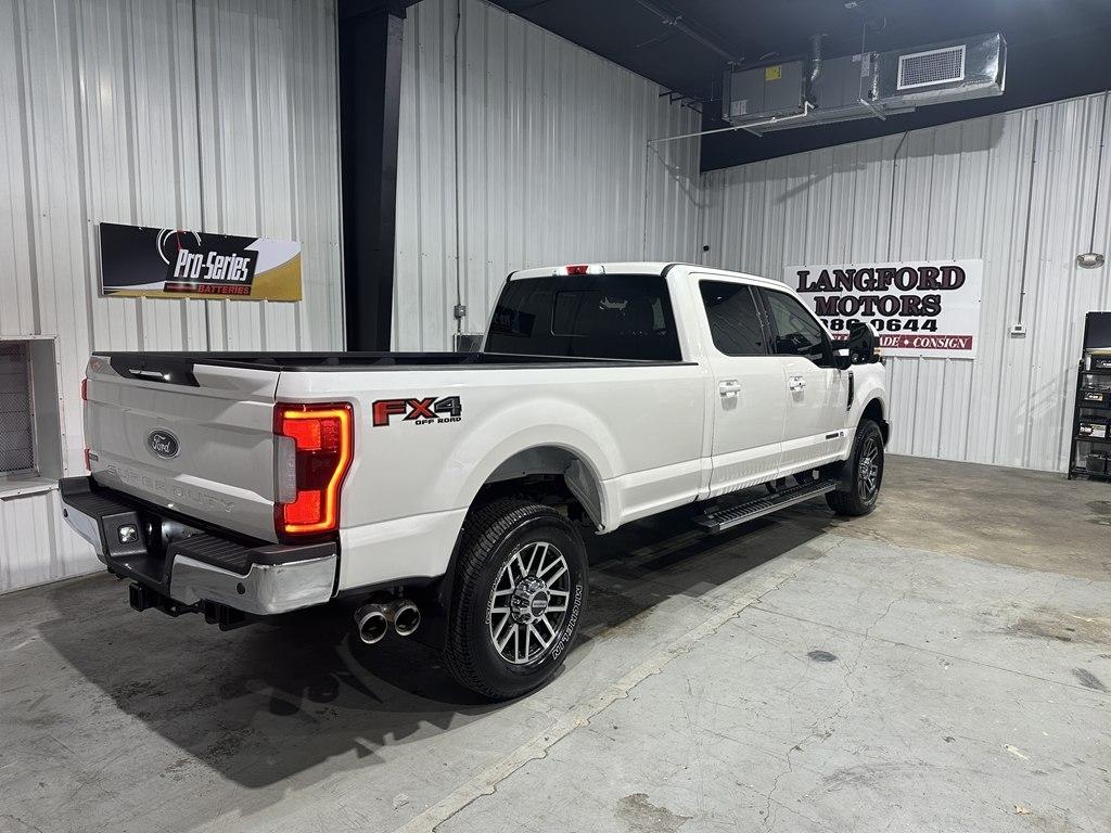 Ford Super Duty F-350 SRW Lariat 4WD Crew Cab 8' Box 2019