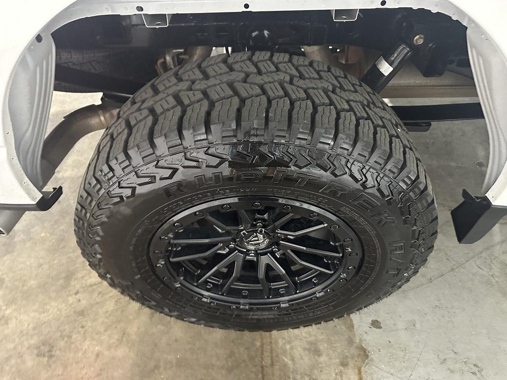 Ford F-150 XL 4WD SuperCrew 5.5' Box 2023