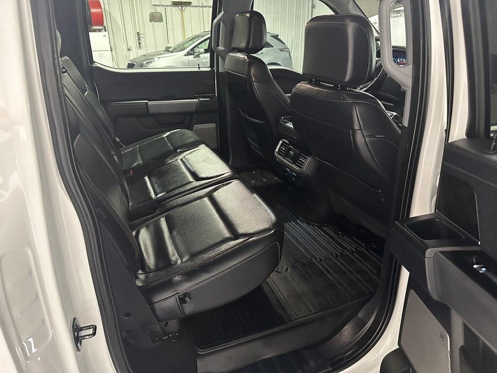 Ford F-150 XL 4WD SuperCrew 5.5' Box 2023