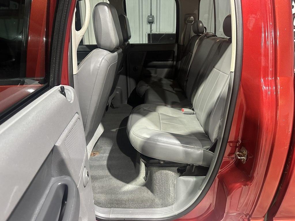 Dodge Ram 2500 4dr Quad Cab 140.5 4WD Laramie 2006