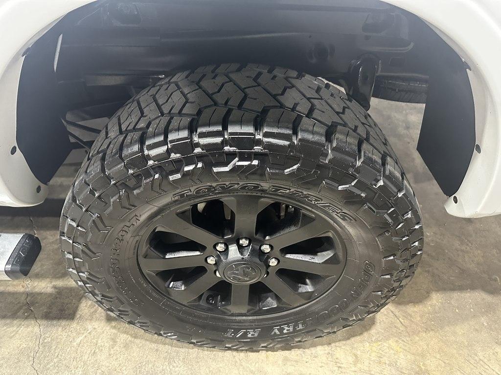 RAM 2500 4WD Mega Cab 160.5" Big Horn 2015