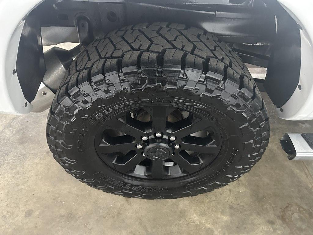 RAM 2500 4WD Mega Cab 160.5" Big Horn 2015