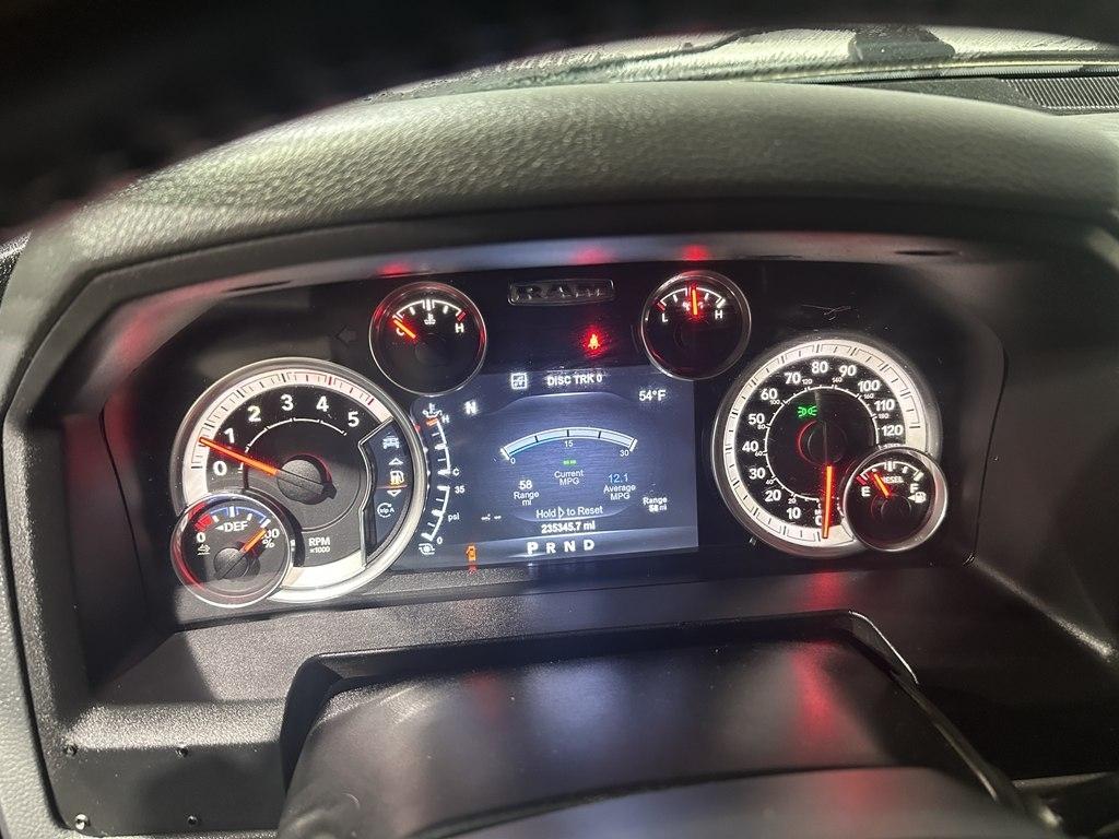 RAM 2500 4WD Mega Cab 160.5" Big Horn 2015