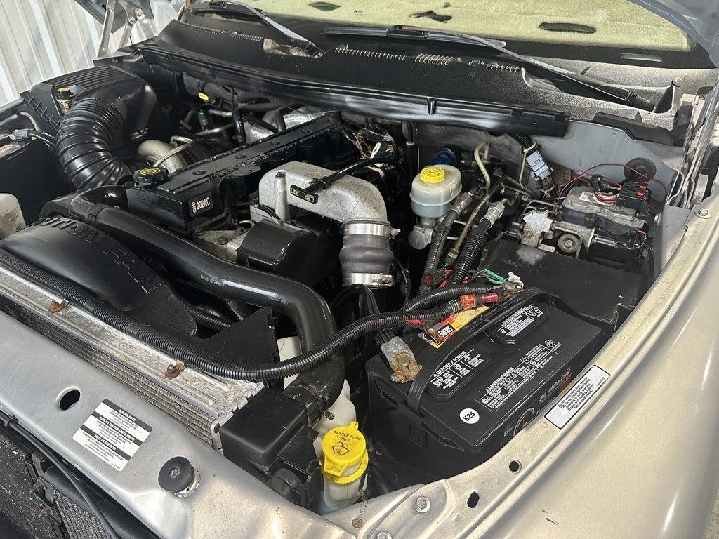 Dodge Ram 3500 Laramie Quad Cab 4WD DRW 2000