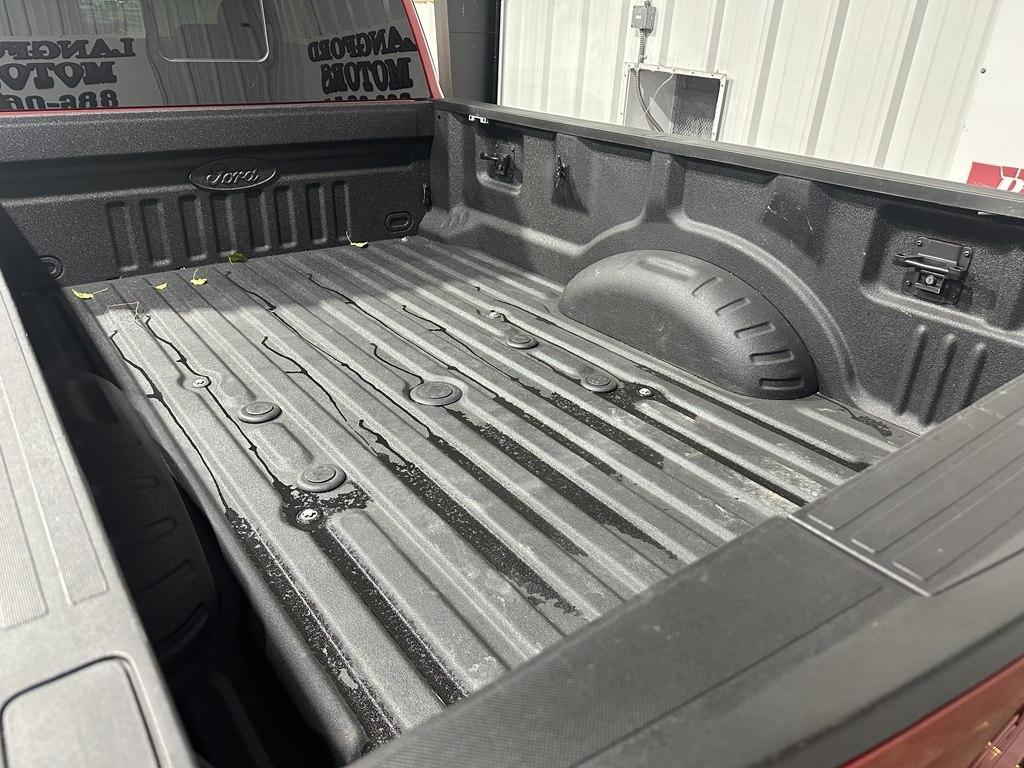 Ford Super Duty F-250 SRW Lariat 4WD SuperCab 8' Box 2021