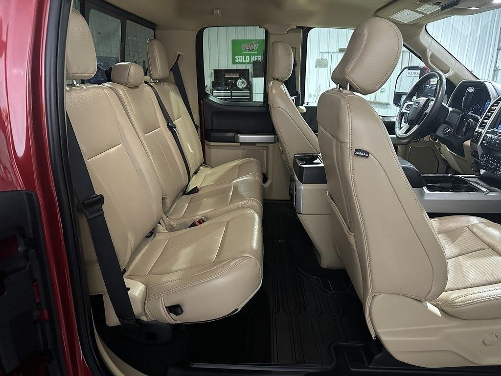 Ford Super Duty F-250 SRW Lariat 4WD SuperCab 8' Box 2021