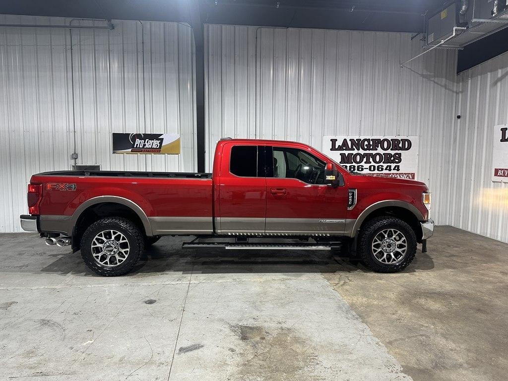 Ford Super Duty F-250 SRW Lariat 4WD SuperCab 8' Box 2021